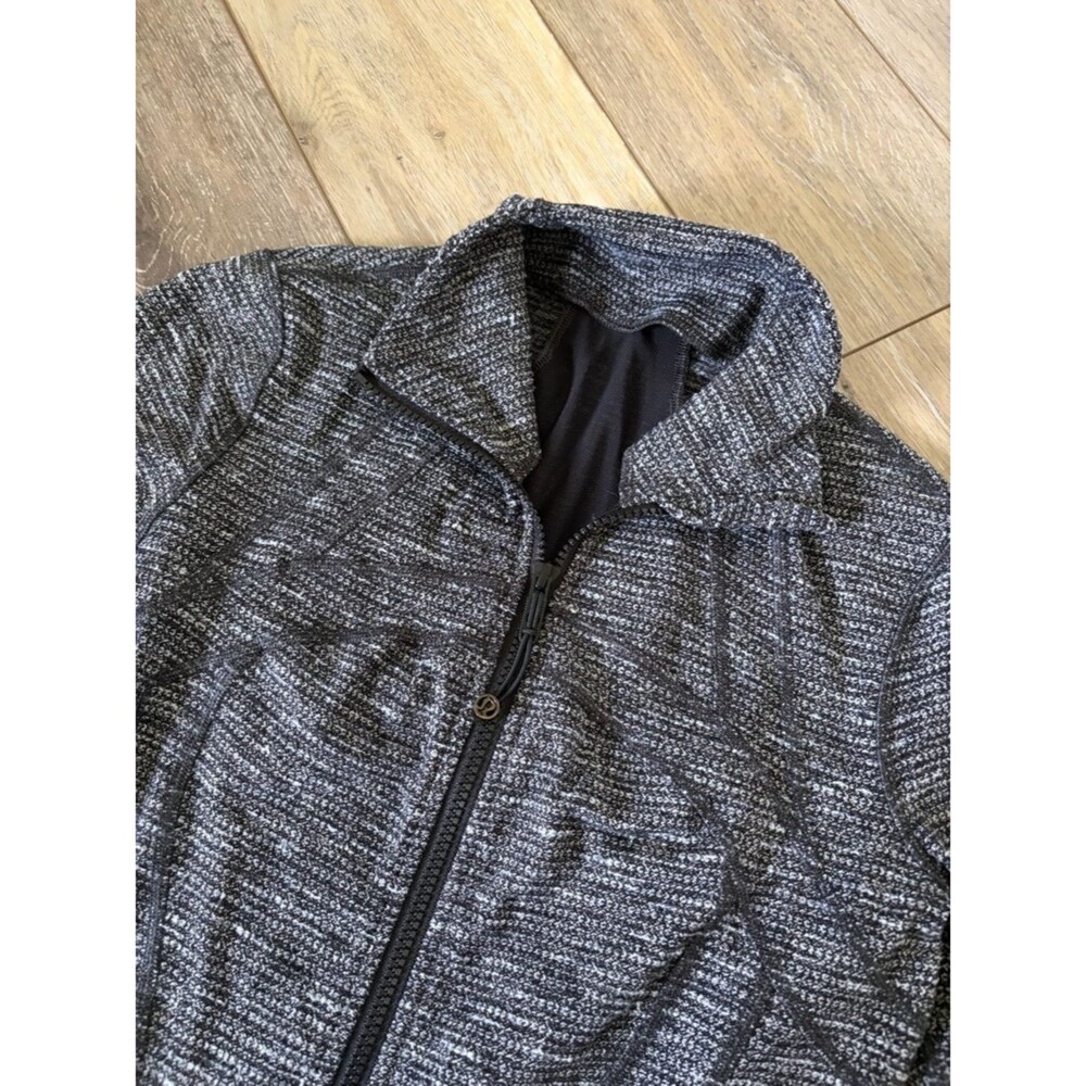Lululemon Women’s Define Full Zip Jacket Size 6 - Picture 5 of 11